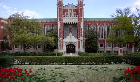 Bizzell Memorial Library on the University of Oklahoma campus in Norman